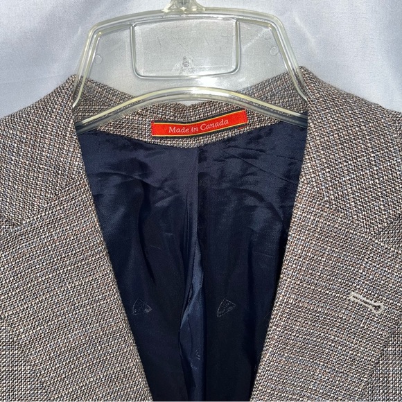 Daniel Cremieux Men's Brown/Grey Checkered Blazer - Picture 4 of 5